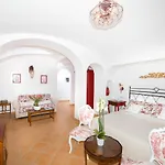 Zeus Positano