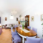 Zeus Villa