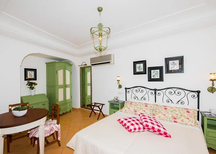 Zeus * פוזיטנו